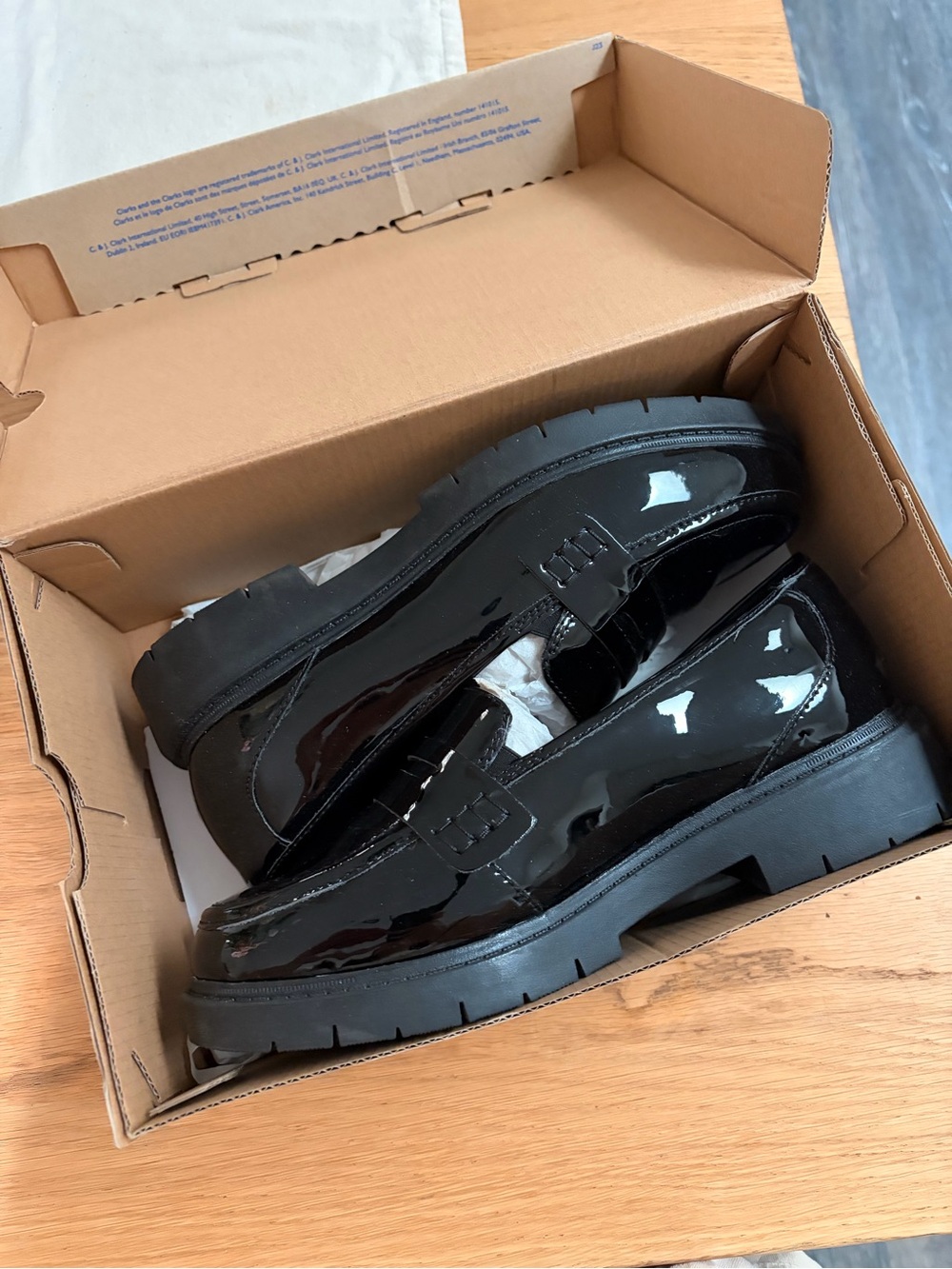 Women’s Clarks Loafers Size 7